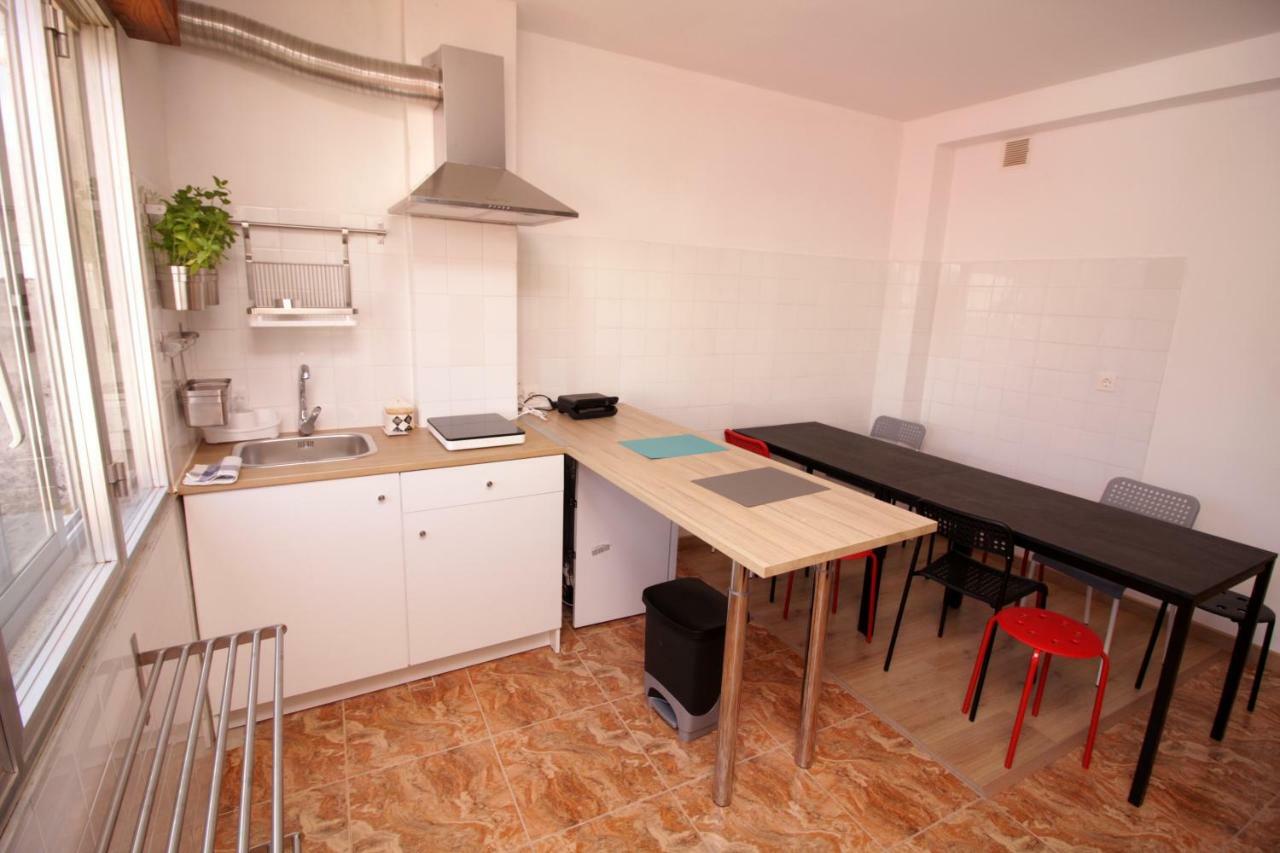 Albergue Lalin Centro ภายนอก รูปภาพ