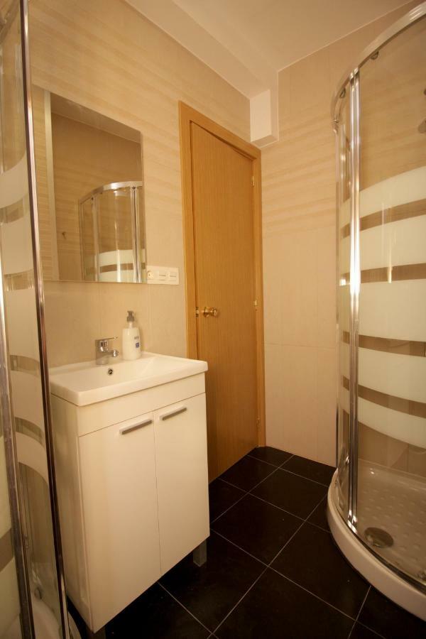 Albergue Lalin Centro ภายนอก รูปภาพ